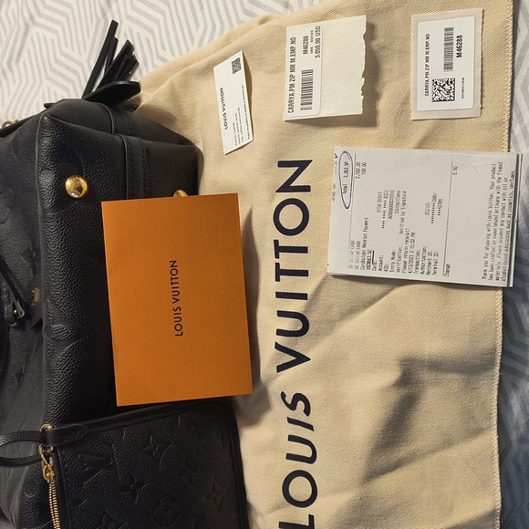 Sharp Louis Vuitton 2pc set Med leg. BLk leather bag - Picture 8 of 8